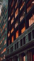 A bustling city street with towering buildings in New York video